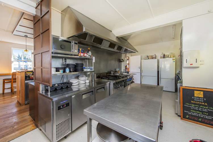 5672 West Coast Road Springfield_18