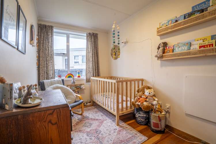 32 Davidson Crescent Tawa_9