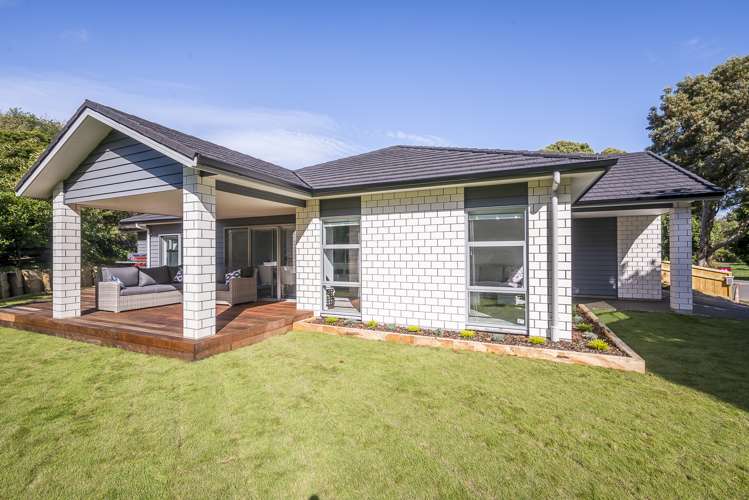 2 Stoneleigh Grove Paraparaumu_1