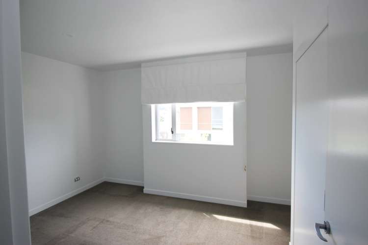 43/120 Rintoul Street Newtown_9