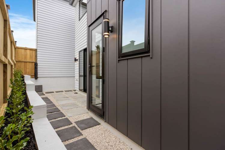 34b Edendale Road Somerville_27