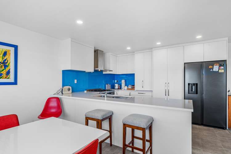 11 Tee Point Red Beach_3