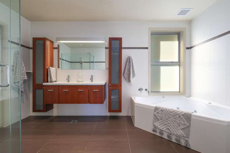 6/275 Wakefield Quay Stepneyville_16