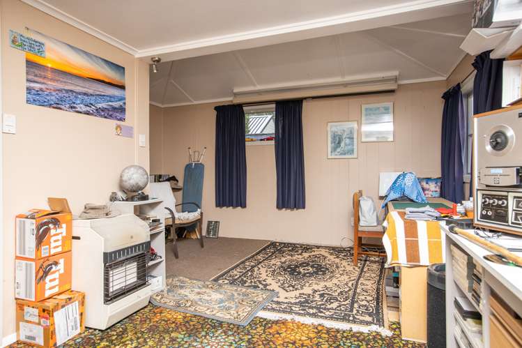 15 Vivian Street Solway_13