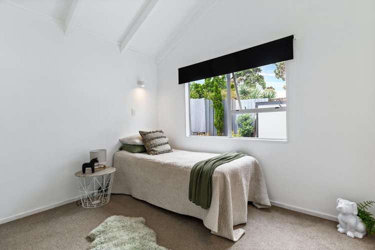 42 McEntee Road Waitakere_19