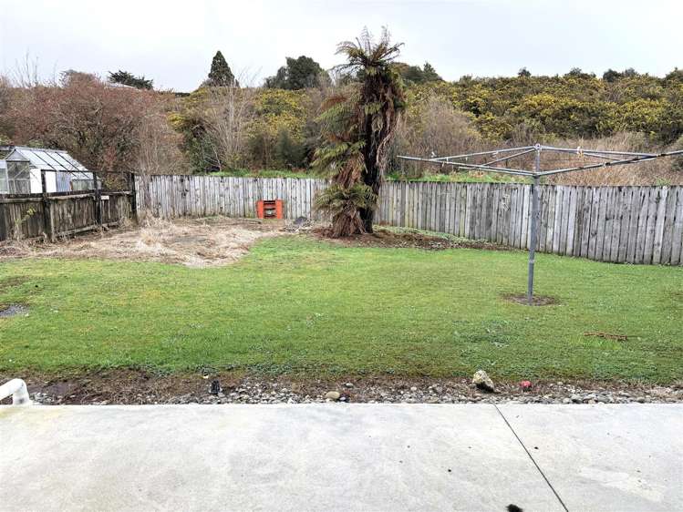 3 Inverness Street Dunollie_14