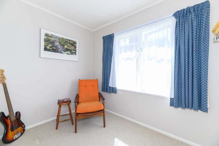 55 Heaphy Street Blockhouse Bay_13