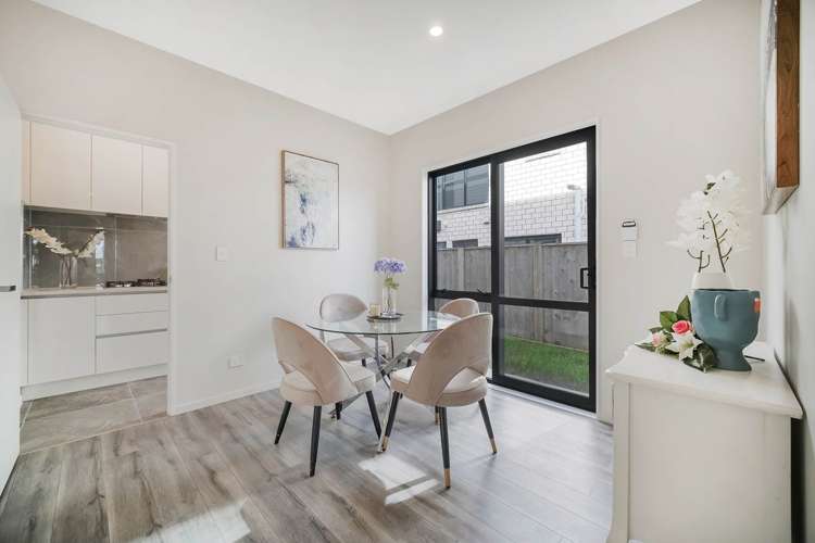 43 McQuoids Road Flat Bush_13