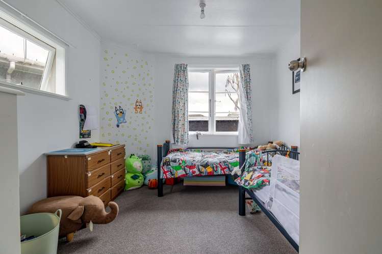 40 Andrew Avenue Roslyn_11