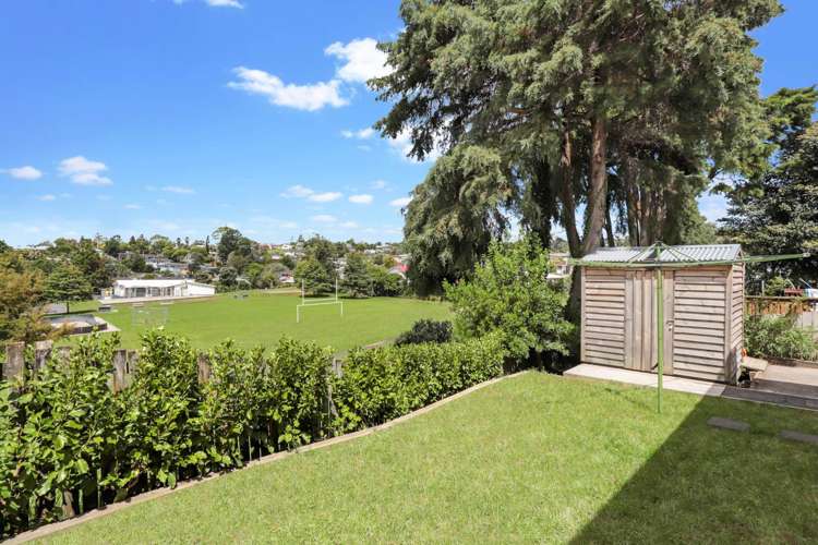 72a Solar Road Glen Eden_5