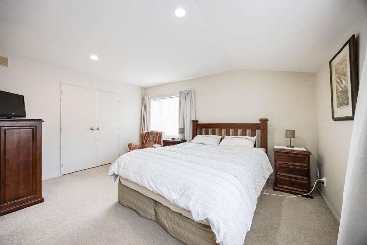 10B Elliston Crescent Stanmore Bay_12