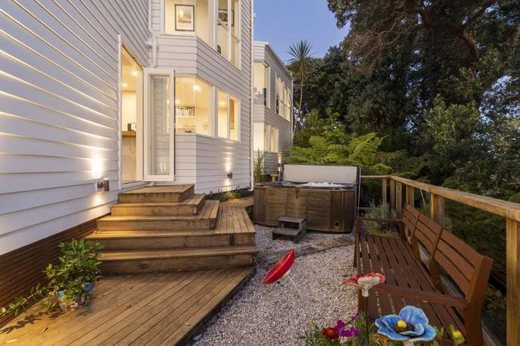 83 Ngataringa Road Devonport_27