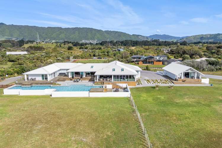 87 Rutherford Drive Waikanae Beach_3