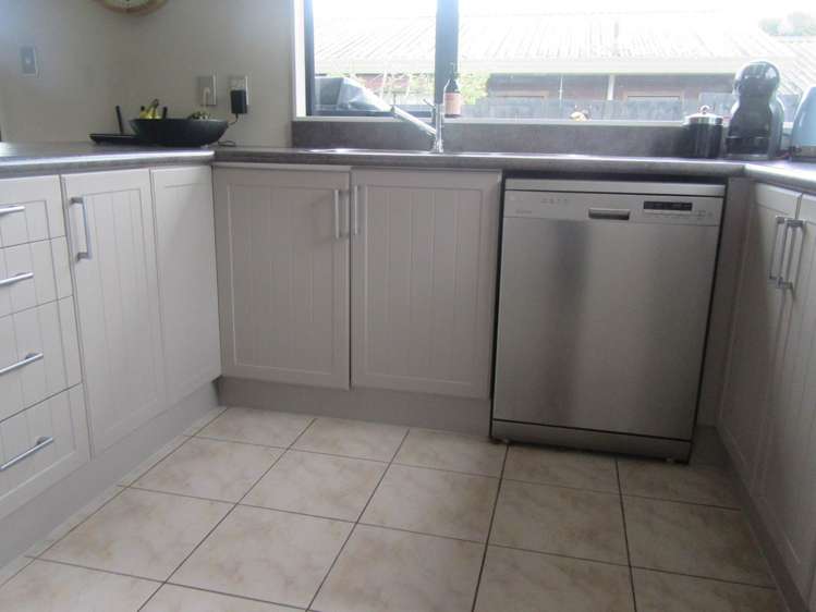 326a Glengarry Road Glen Eden_11