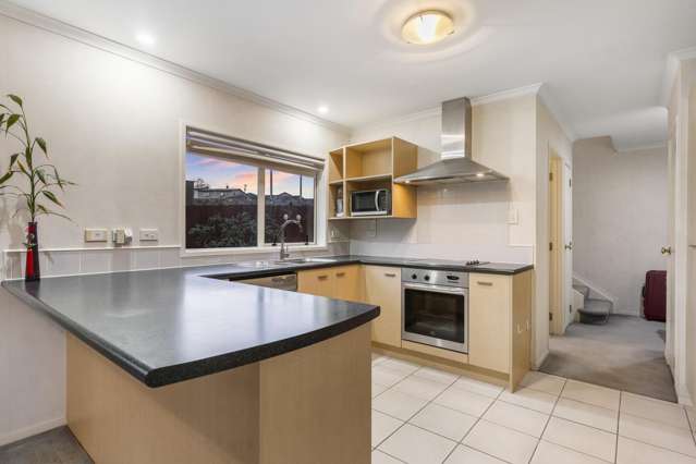 17 Stolford Crescent New Lynn_3