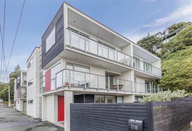 STYLISH EASY LIVING
