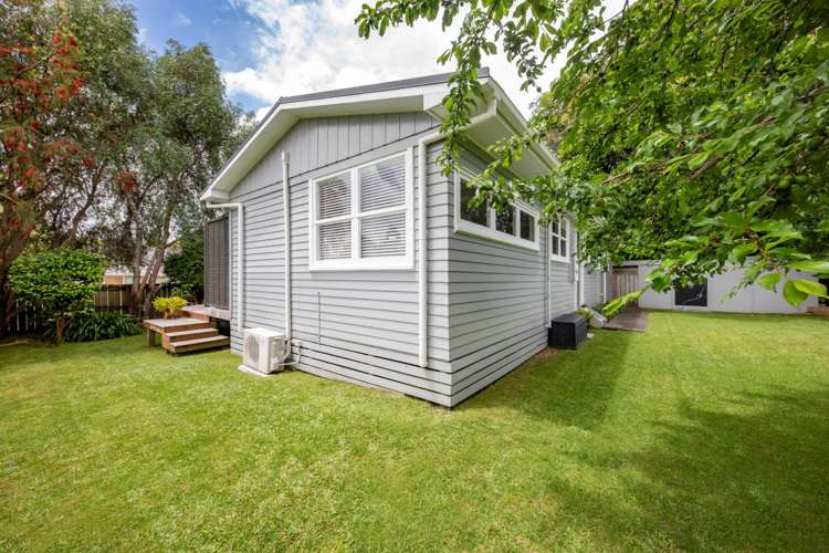 2/70 Nikau Street New Lynn_5