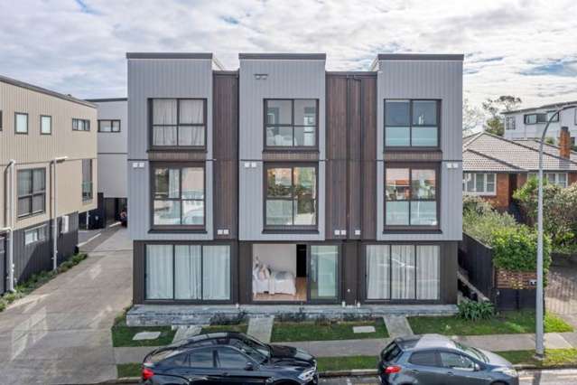 Urgent - Vendor Says Sell! 4 freehold homes remain