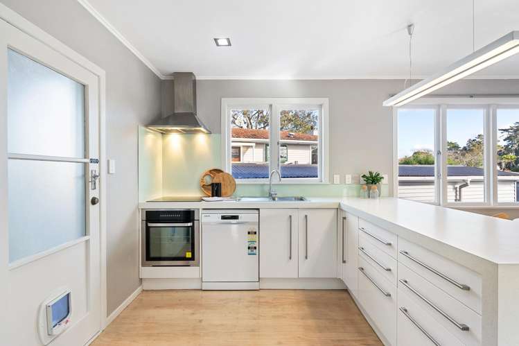 23 Paragon Avenue Beach Haven_3