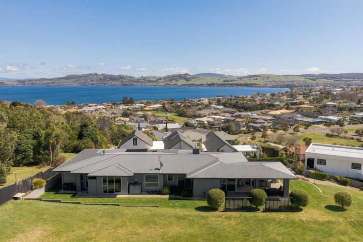 32 Botanical Heights Drive Waipahihi_25