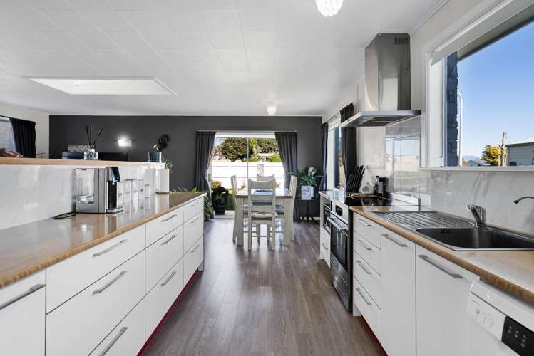 23 Clifton Drive Waitara_1