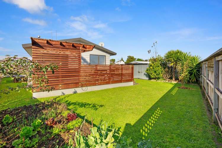 190 Windermere Drive Poike_11