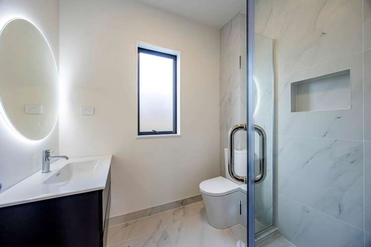 2 Moko Road Orewa_10