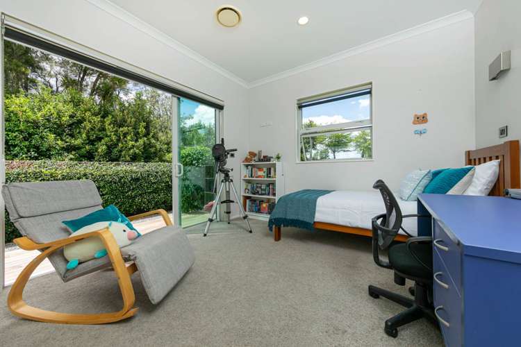 51 Churchouse Road Greenhithe_12