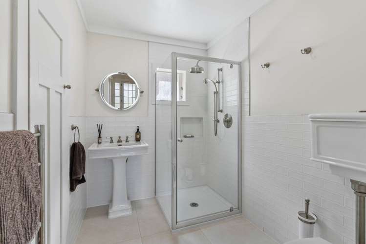 221 Mountain Road Maungaturoto_28