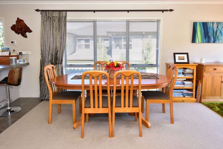 8 Barnacle Rise Red Beach_12