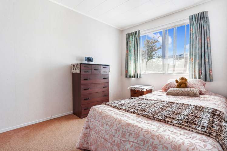 11 Newland Grove Henderson_12