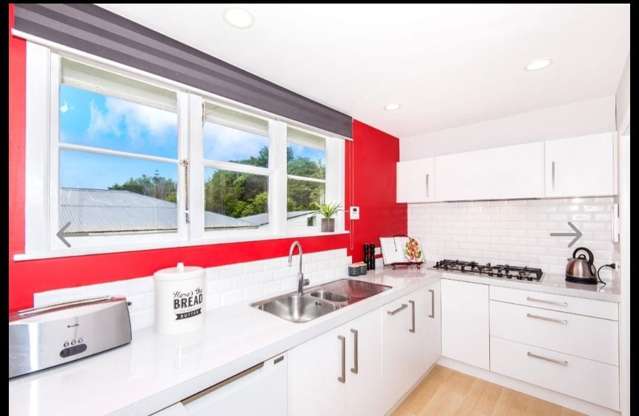 37A Victory Crescent Tawa_1