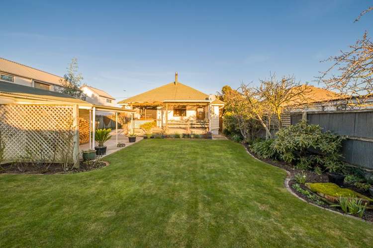 55 Frankleigh Street Somerfield_24
