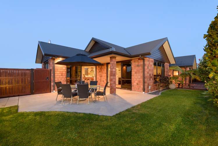 51 Contour Avenue Pyes Pa_19