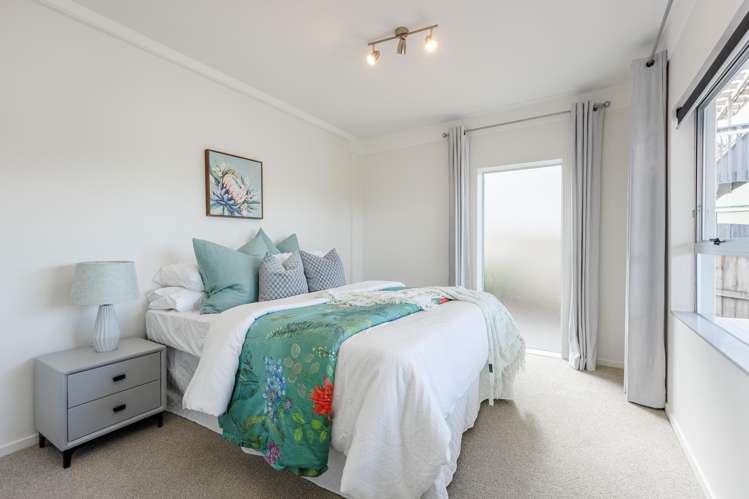 1071 Whangaparaoa Road Matakatia_18