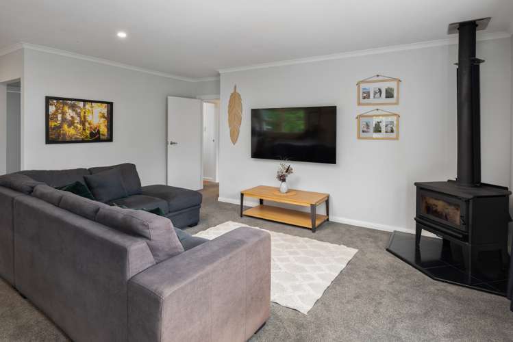 19 Glenroy Crescent Springlands_7