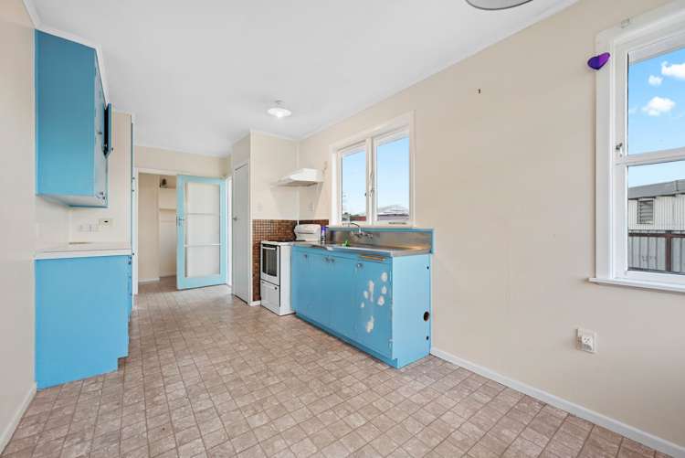 12 Rosalind Street Deanwell_5