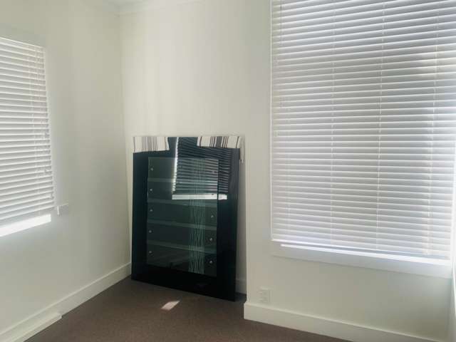 200 Warren Street North Hastings Central_4