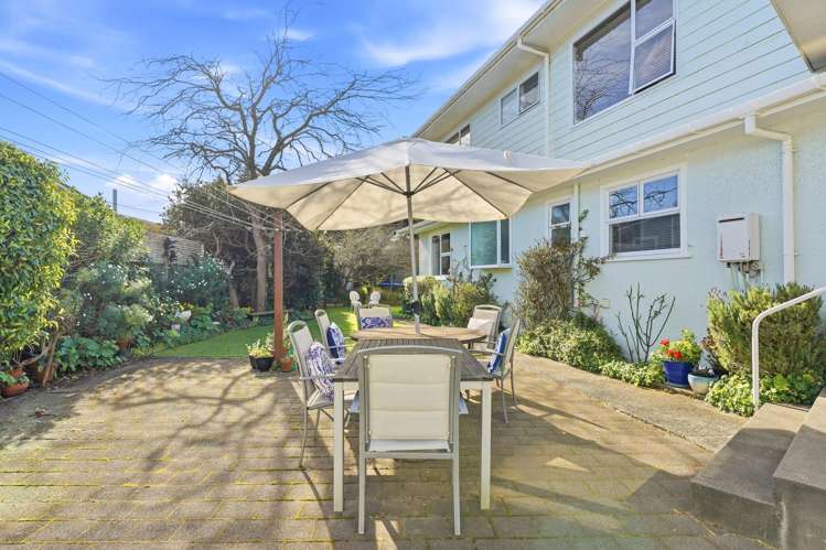 5 Eaton Crescent Otamatea_21