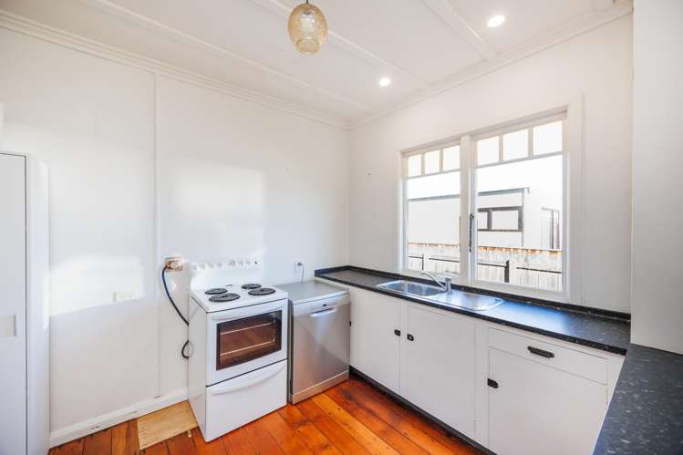 23 Ross Street Marton_18