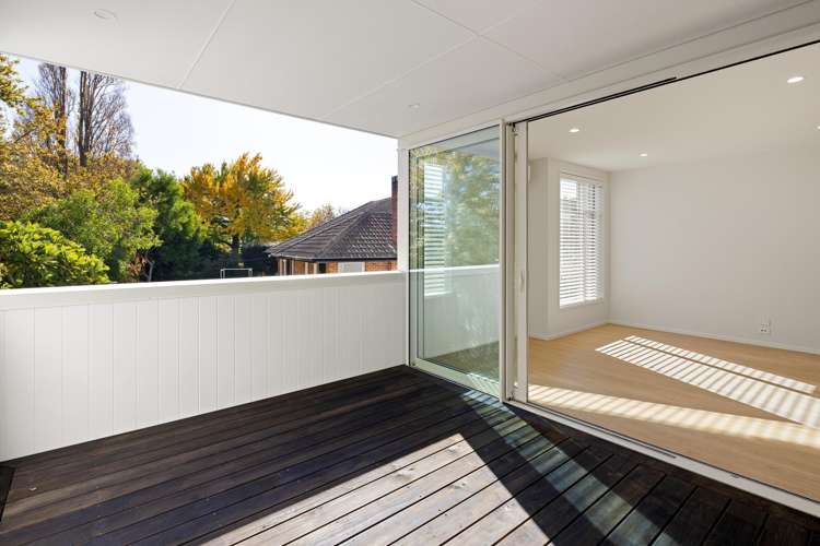 2/2 Woodstock Road_3