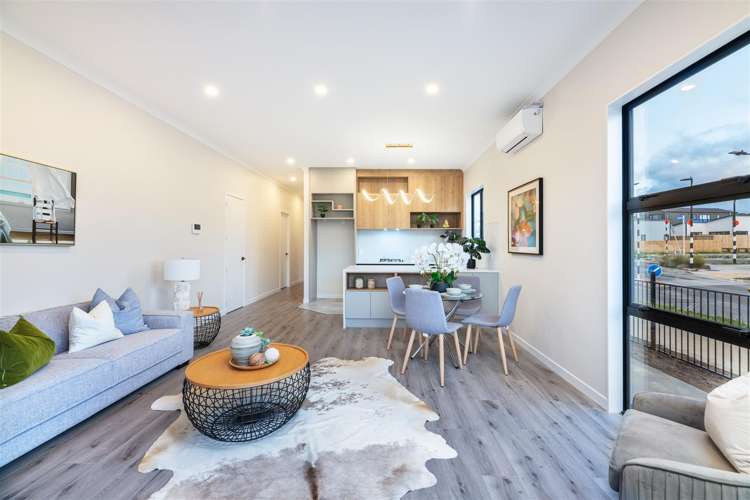 16 Taiororua Avenue Massey_20