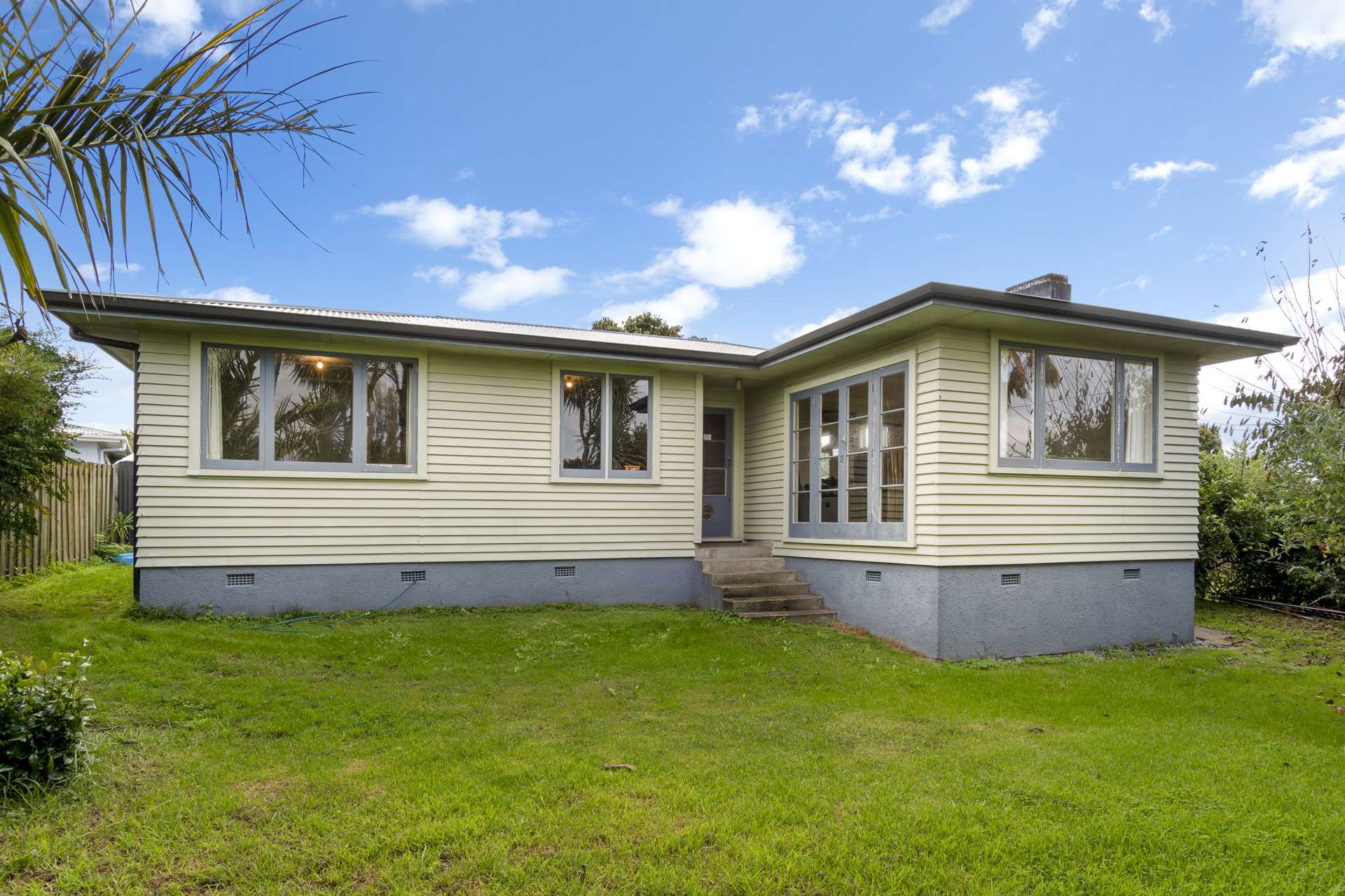 2 Woodford Avenue Brookfield_0