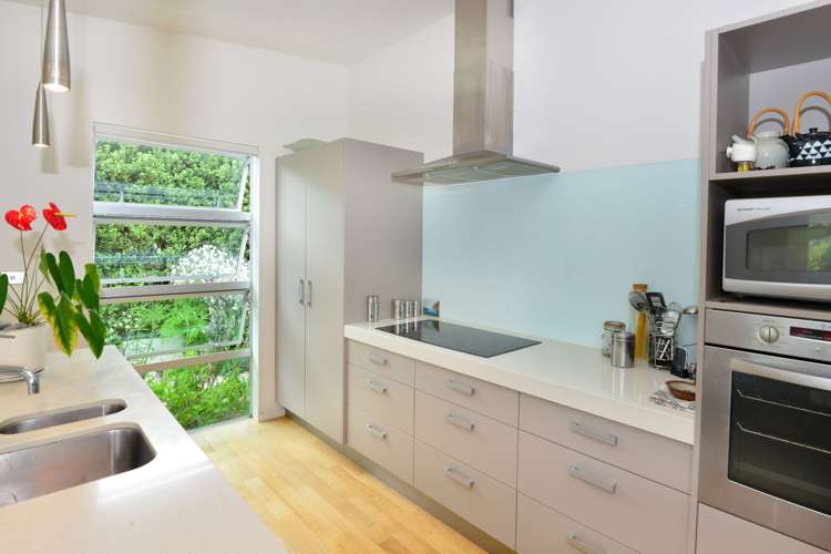 37b Shakespear Road Army Bay_13