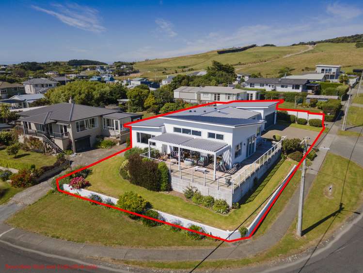 9 Violet Street Riverton_24