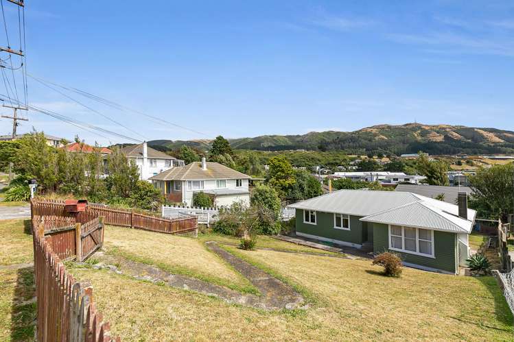 67 Bell Street Tawa_13