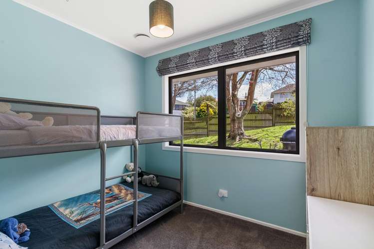 64 Taupo Street Green Bay_23