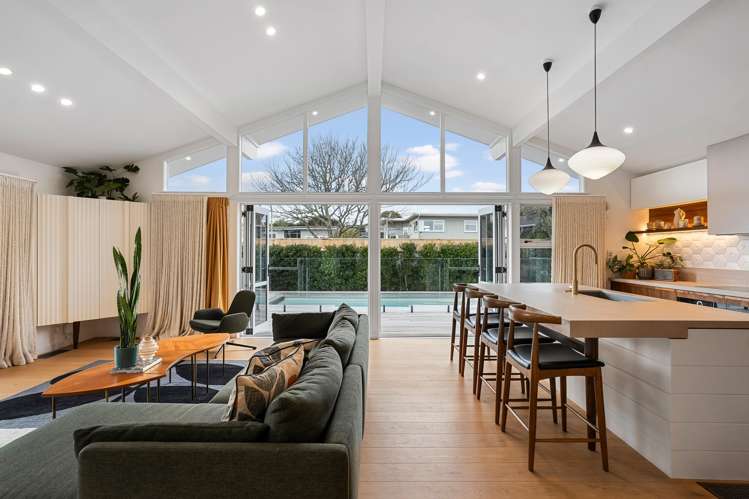 15 Ripon Crescent Meadowbank_6