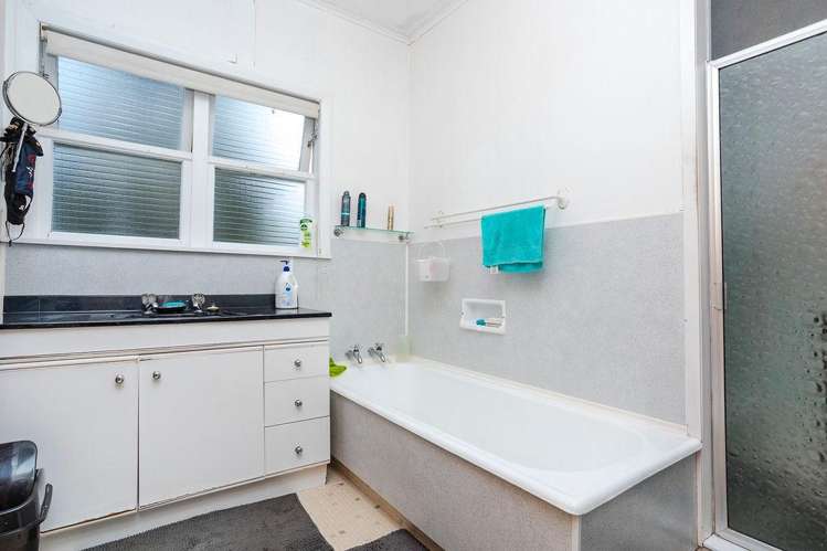 272 High Street Dannevirke_13