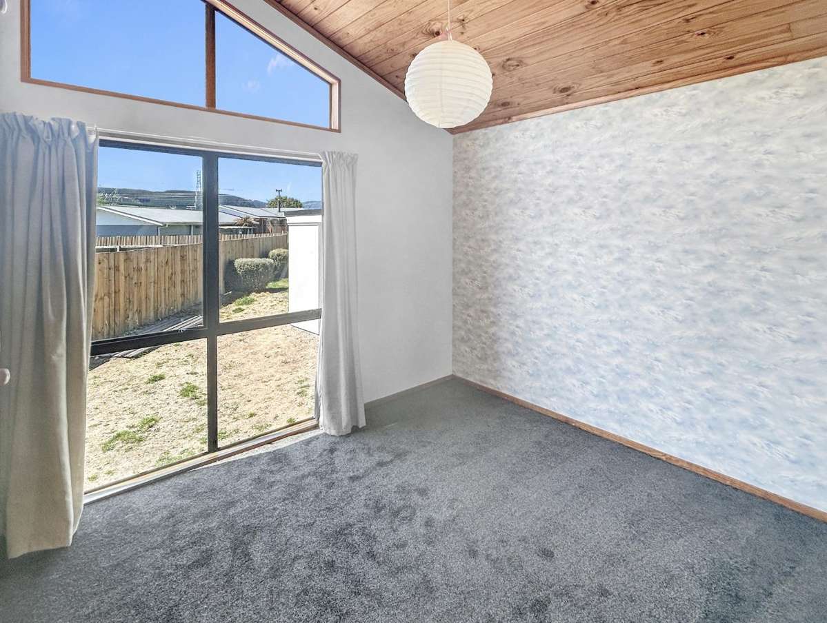 WHAKAMARU - 2 BEDROOMS 5